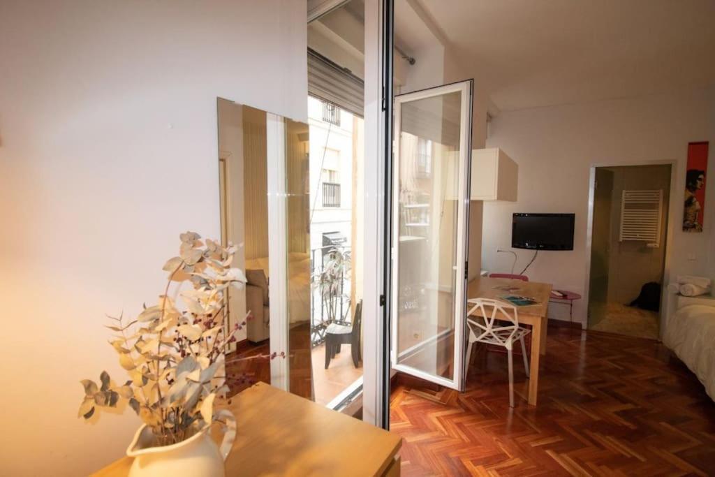 Exclusivo Y Acogedor Apartamento Con Balcon En Chueca, Con Aire Acondicionado Y Calefaccion マドリード エクステリア 写真