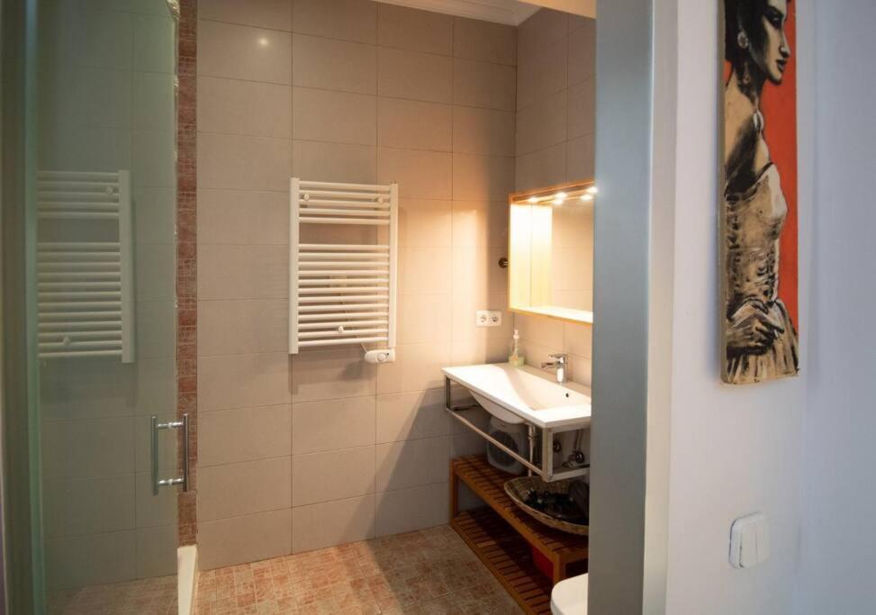 Exclusivo Y Acogedor Apartamento Con Balcon En Chueca, Con Aire Acondicionado Y Calefaccion マドリード エクステリア 写真