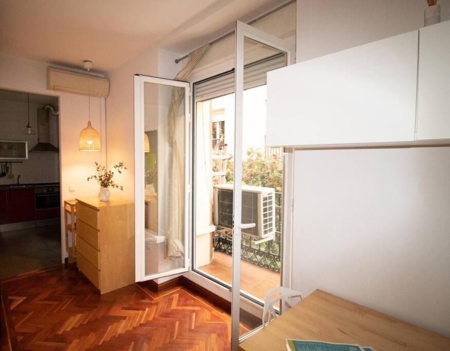 Exclusivo Y Acogedor Apartamento Con Balcon En Chueca, Con Aire Acondicionado Y Calefaccion マドリード エクステリア 写真